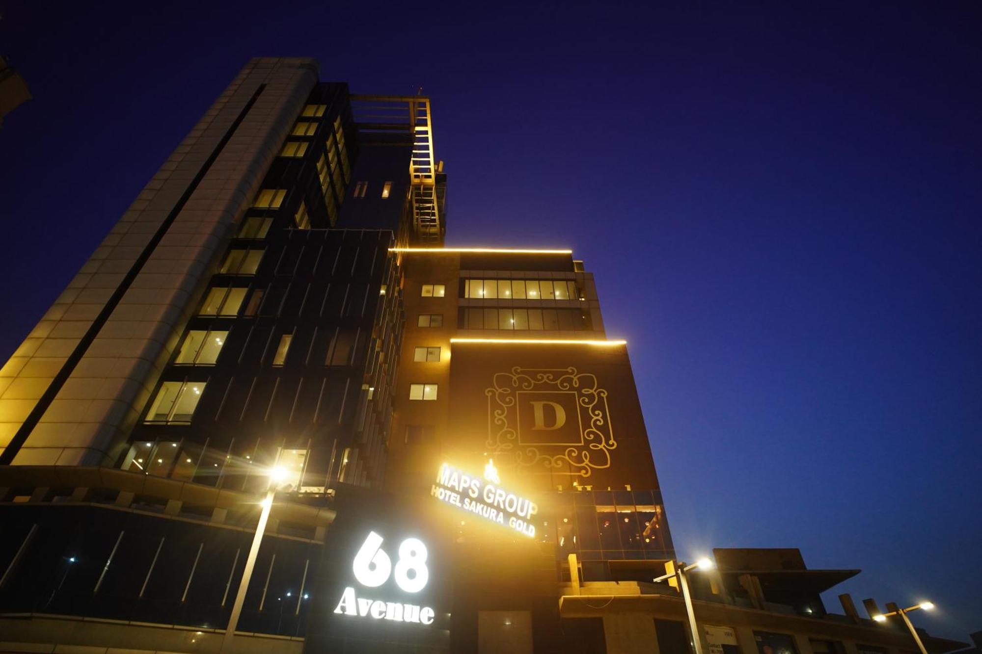Hotel Sakura Gold Гургаон Екстериор снимка