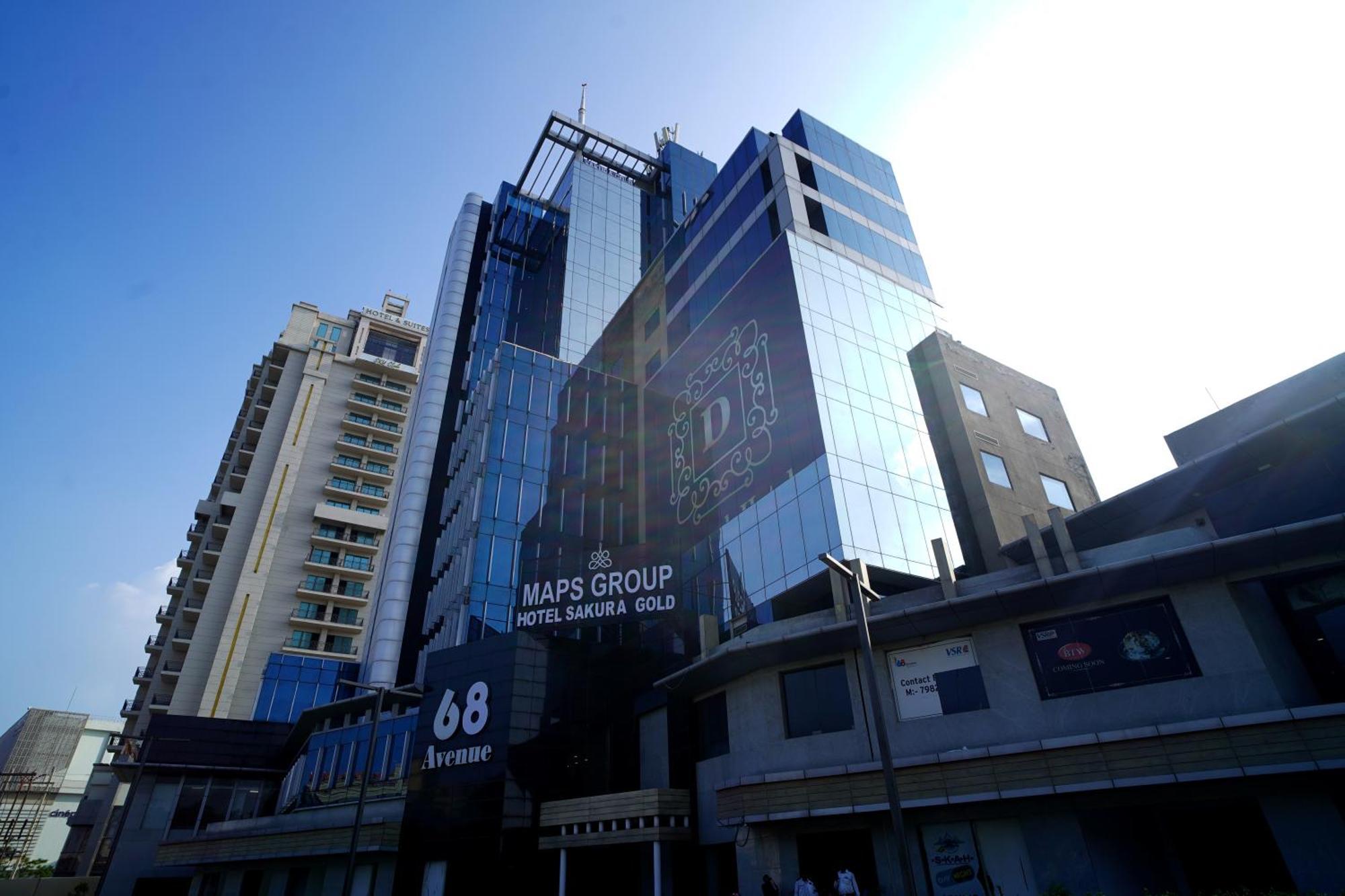 Hotel Sakura Gold Гургаон Екстериор снимка